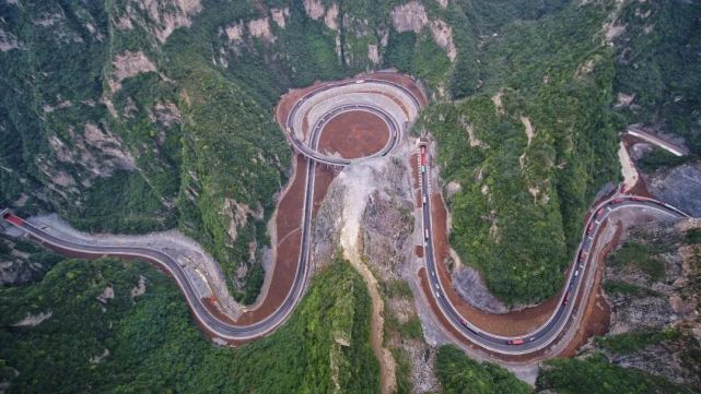 208国道济源至山西段通车打卡网红路