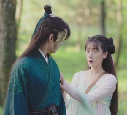 整容|《琉璃》男主火了，被曝整容还改年龄，参加综艺未火演作品才红了