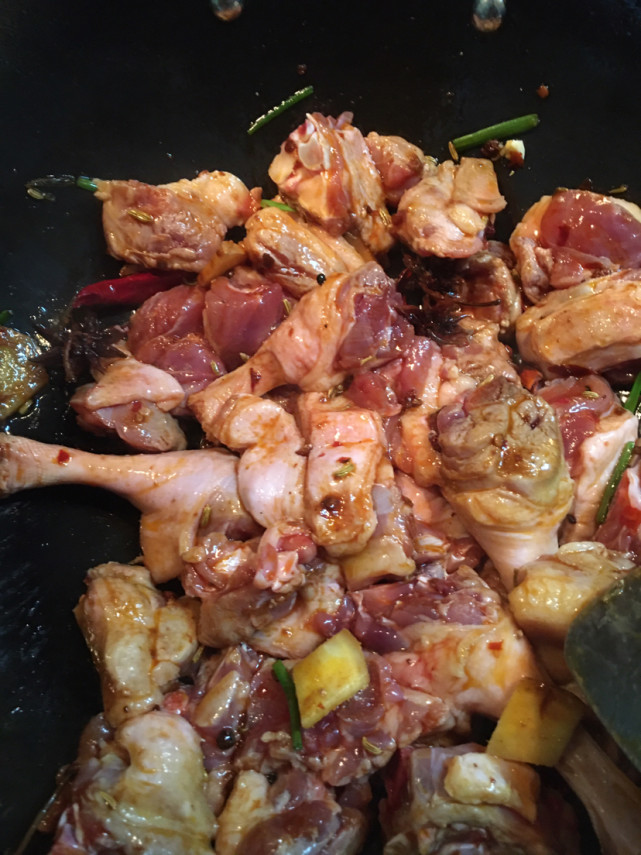 腐竹烧鸭营养美味