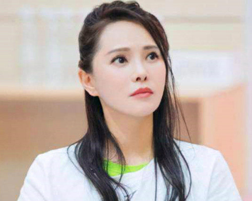 乘风破浪的姐姐|《乘风破浪的姐姐》伊能静被彻底边缘化，吸睛人设已经没有空位了