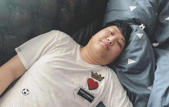 lol山泥若忘不了伊芙蕾雅宣布停播化名天猪土豆要写炼丹网文