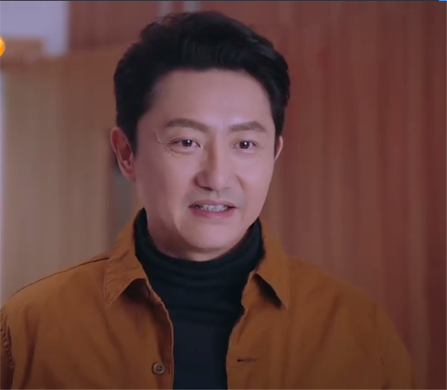 《以家人之名》李海潮面馆关门,贺子秋心疼他赚钱难,准备离开家