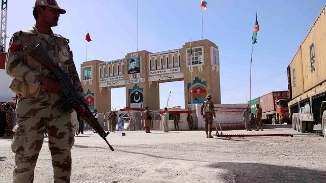 边境地区又爆发交火,巴基斯坦率先反击,阿富汗动员空军和特种兵