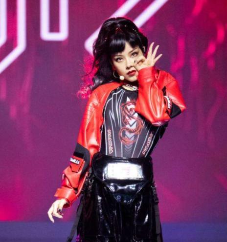 乘风破浪的姐姐|《乘风破浪的姐姐》复活赛，创意成最大看点，特别是沈梦辰