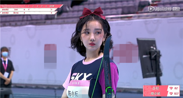 陈小纭|陈小纭否认和于小彤分手：绿色是我的应援色而已，被误会有点委屈