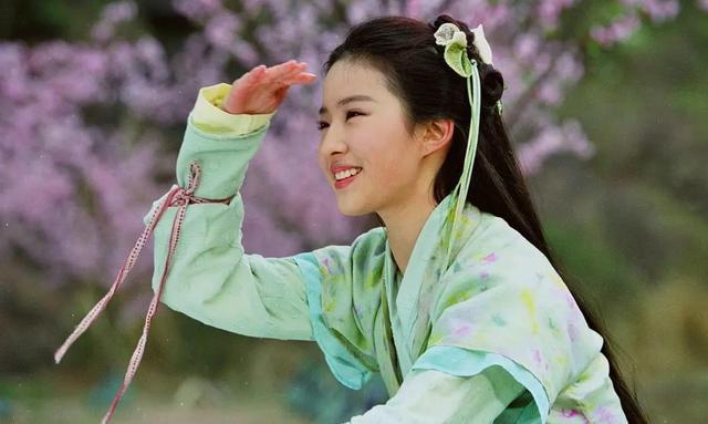 刘亦菲|《花木兰》成中国限定版，刘亦菲“飞升”好莱坞失败了？
