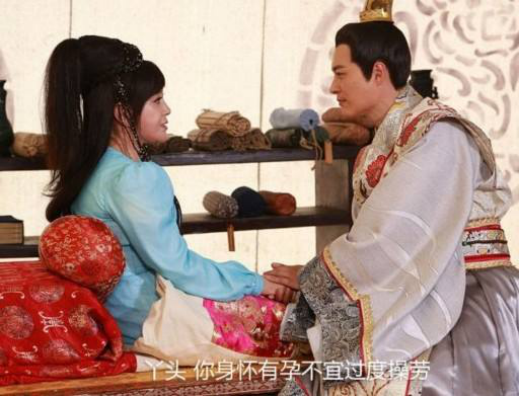 我好喜欢你|大龄明星装嫩，看来中国没有年轻演员