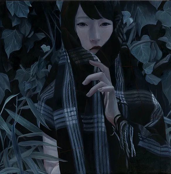 她靠鬼片找灵感,画中的女孩个个阴森,诡异让人直呼"恐怖"!
