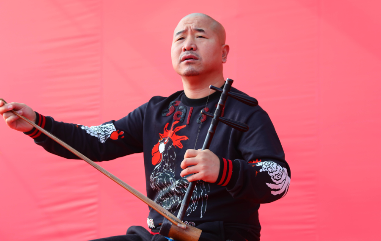 王小利|因直播而起，以直播结束，王小利赵本山戏演得很真，可惜破绽百出