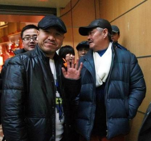 王小利|因直播而起，以直播结束，王小利赵本山戏演得很真，可惜破绽百出