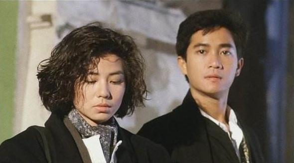 陈百强|27年前，已为人妻的何超琼执意为陈百强扶灵，回看两人感情全是泪