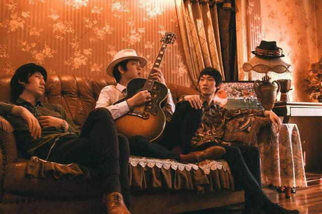 乐队的夏天2|《乐队的夏天2》五条人再遭淘汰？他们改编的歌曲为何会输？