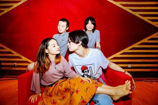 乐队的夏天2|《乐队的夏天2》五条人再遭淘汰？他们改编的歌曲为何会输？