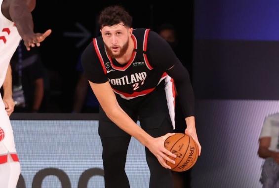 努尔基奇|硬汉！重伤16个月刚复出 至亲又感染新冠去世 他强忍悲痛首发出场