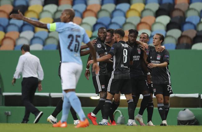 欧冠1 4决赛里昂3 1击败曼城 斯特林错失空门 你怎么看 腾讯新闻