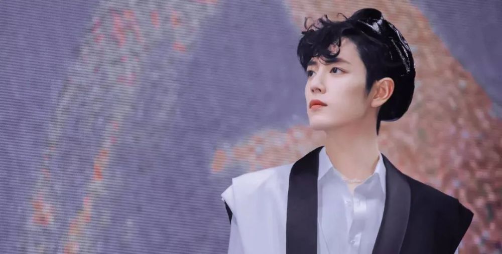 肖战|疑似肖战拍摄新剧，次于黄景瑜是二番：撕番战在所难免？肖战粉发声了