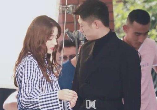 肖战|227事件后，肖战首部影视剧当中，可能将与绯闻缠身的他合作