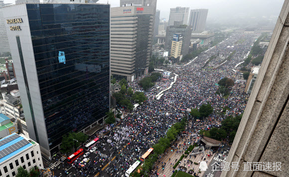 文在寅|韩国保守派万人集会要求罢免总统 文在寅大怒：要动员强制手段严惩