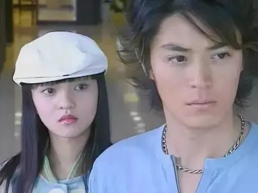 林韦君|美是真的美，但劈腿次数也是真的多……