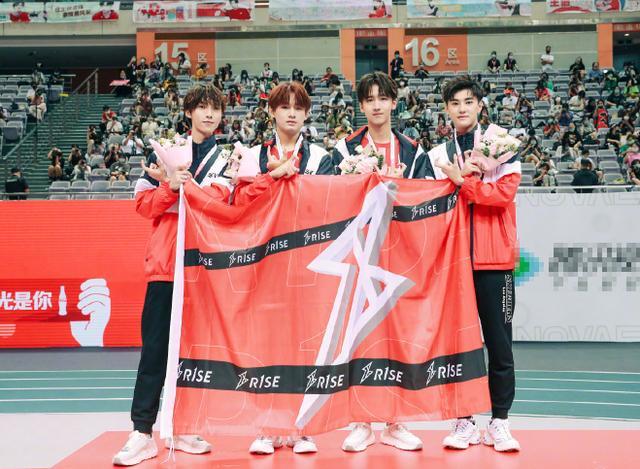 爆冷出局|戏剧性！陈小纭射箭夺冠，男友于小彤却爆冷出局，管栎夺冠