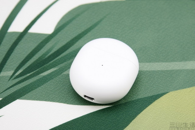 oneplusbuds评测一加手机的潮玩新伙伴