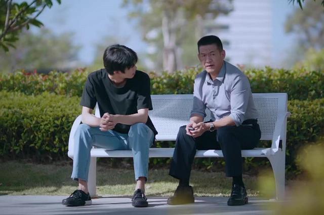 以家人之名|《以家人之名》能接受子秋留学，不接受凌霄离开，以德报怨无意义