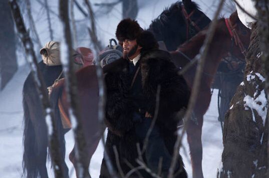 23日,杨子荣带着一些战士在追歼顽匪郑三炮,丁焕章时,当时的东北非常