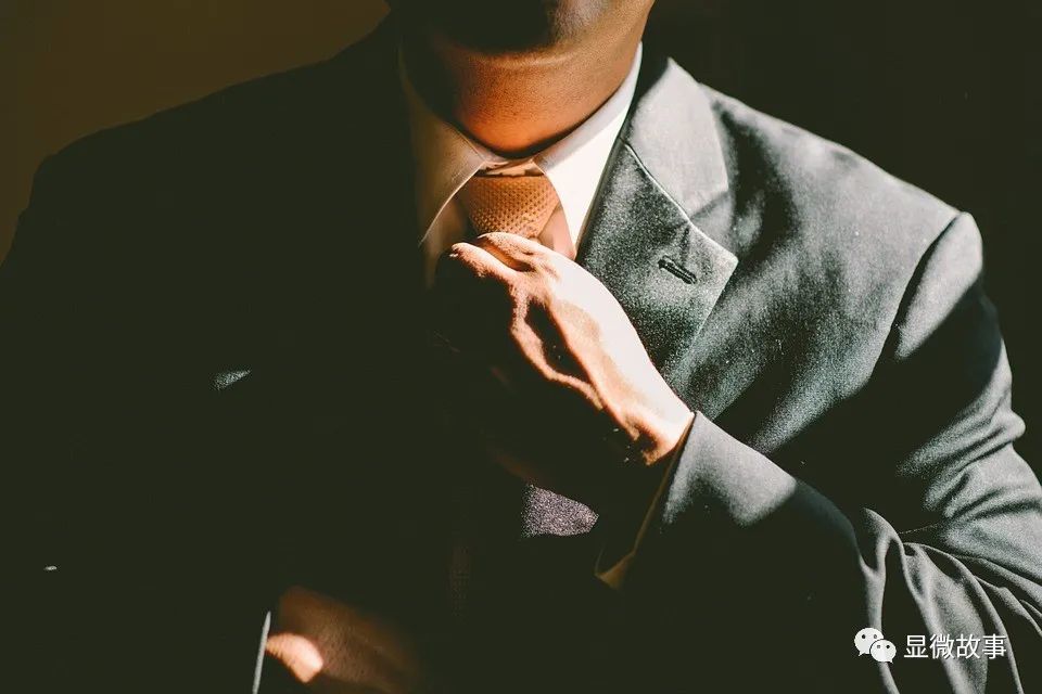 现实版王漫妮：刚入行薪资只有8000元，被中东客人当佣人使唤（组图） - 2