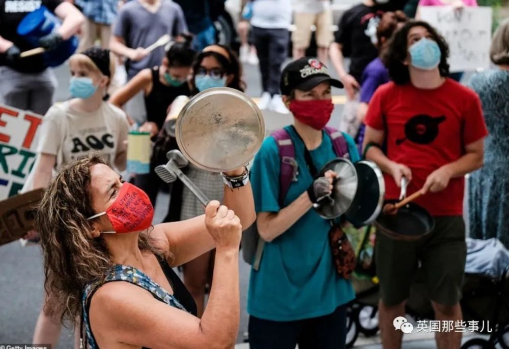 唐纳德·特朗普|霉霉再撕川普：拆邮箱，搞邮局，无数选票送不到，川普这简直是在公然作弊！