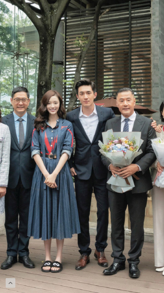 而盖玥希小编对她印象最深刻的一部剧就是和郑爽