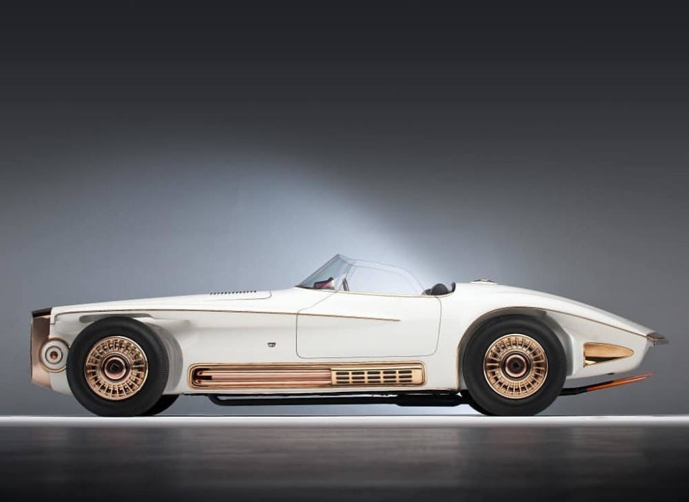 致敬古典跑车-美世眼镜蛇野蛮跑车