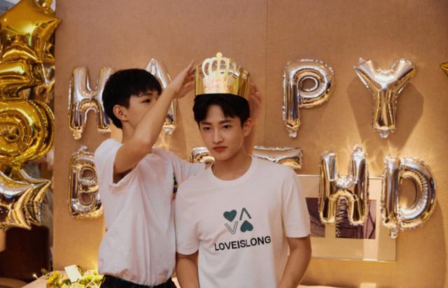 隐秘的角落|《隐秘的角落》朱朝阳为严良庆生，送好友牛奶礼物，助严良长高个