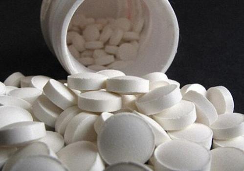 丧心病狂!杭州一男子买迷药迷奸4名女网友,为试药效他竟拿老婆试验