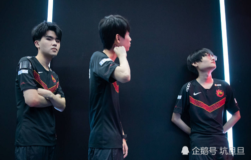 LPL：IG战队0比3惨败给LGD，IG或FPX将无缘S赛
