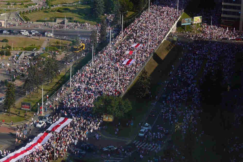 卢卡申科|人心之争：集会结果证明，比起卢卡申科，明斯克民众更支持反对派