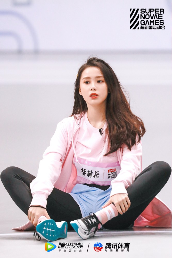 胡林希出战田径比赛由腾讯视频,腾讯体育联合出品的大