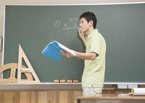 镇安7.1亿豪华中学学生发声-WordPress极简博客