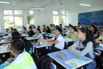 镇安7.1亿豪华中学学生发声-WordPress极简博客