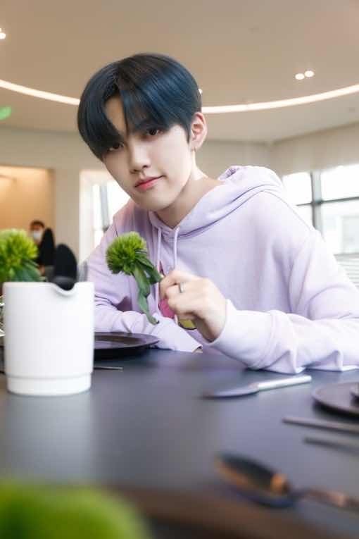 王梓澐受邀出席活动花儿与少年闪耀登场