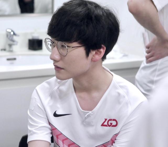 LGD零封IG，兮夜被采访称没想到会零封IG