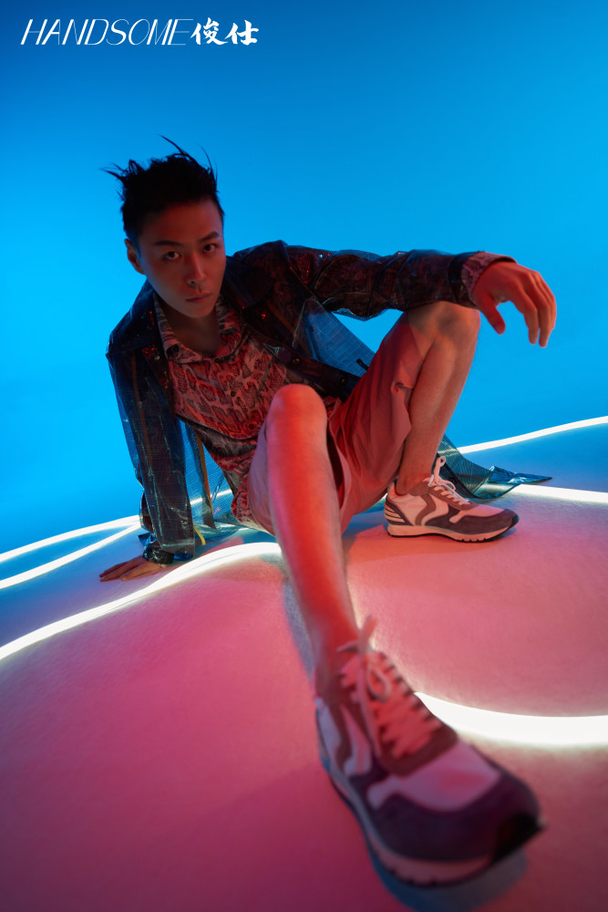 2020年8月17日讯,近日,演员王山水时尚杂志写真曝光