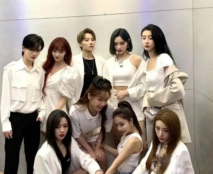 硬糖少女|华语女歌手影响力榜，杨超越再次夺冠，陈卓璇成硬糖少女唯一牌面