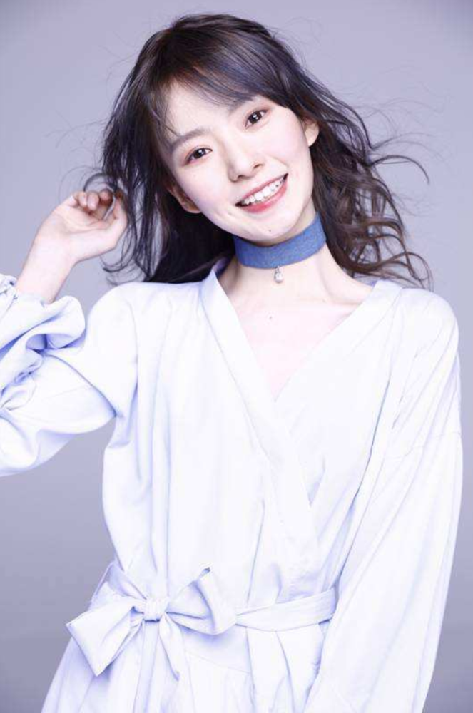 硬糖少女|华语女歌手影响力榜，杨超越再次夺冠，陈卓璇成硬糖少女唯一牌面