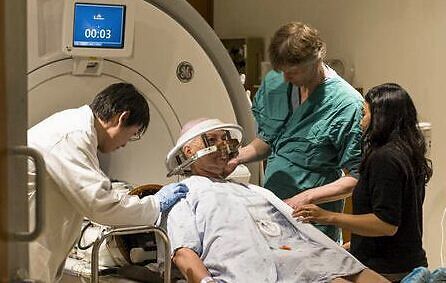 帕金森病|帕金森手术能治好吗，专家说不要天真了