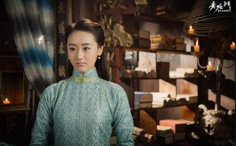 袁冰妍|《琉璃》女主袁冰妍撞脸赵丽颖，爆款仙侠剧偏爱这种脸型？