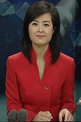 被下"死亡通牒"后离开央视,47岁张泉灵两鬓斑白,自称"老妖怪"