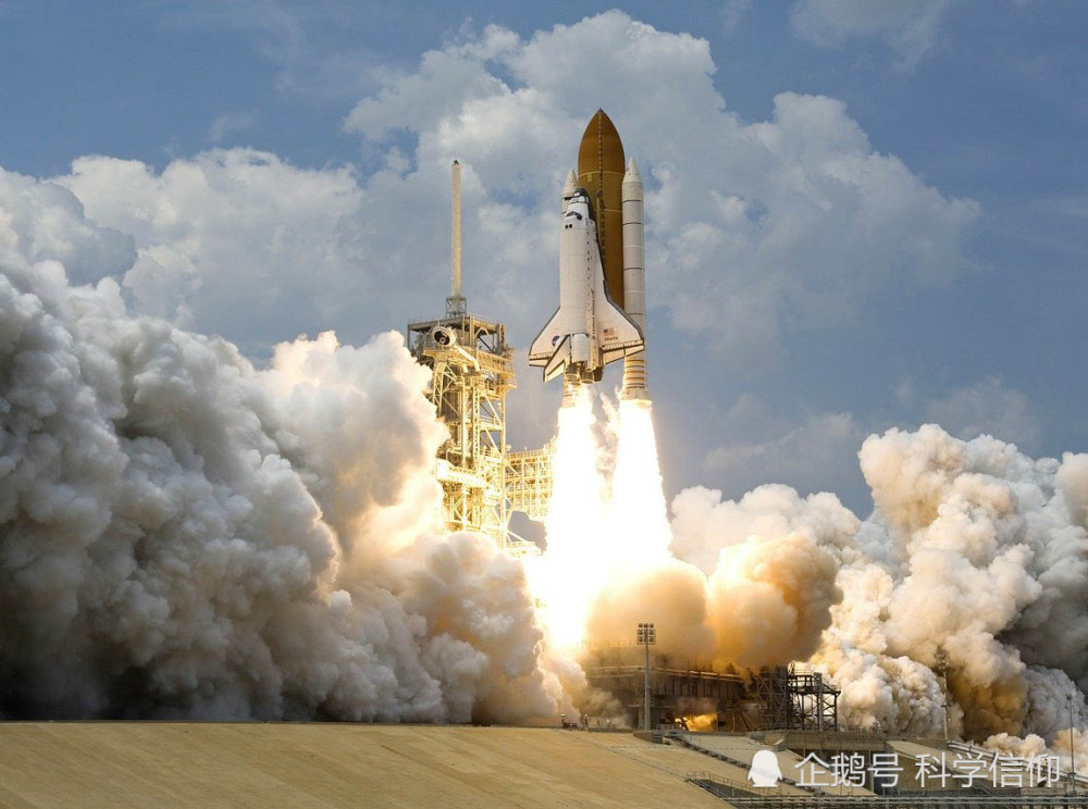 克里斯塔·麦考利夫|挑战者号缘何爆炸？12亿美元的航天飞机，毁于900美元