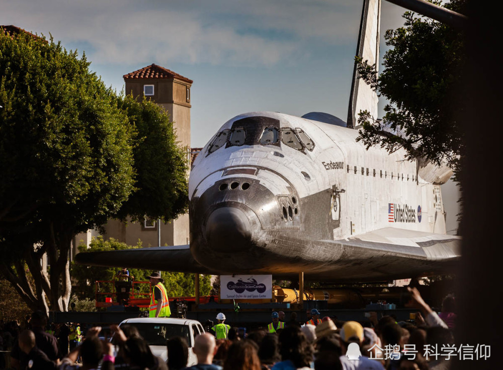 克里斯塔·麦考利夫|挑战者号缘何爆炸？12亿美元的航天飞机，毁于900美元