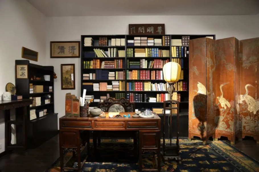 金庸莫言北岛钱钟书作家们的书房到底长啥样