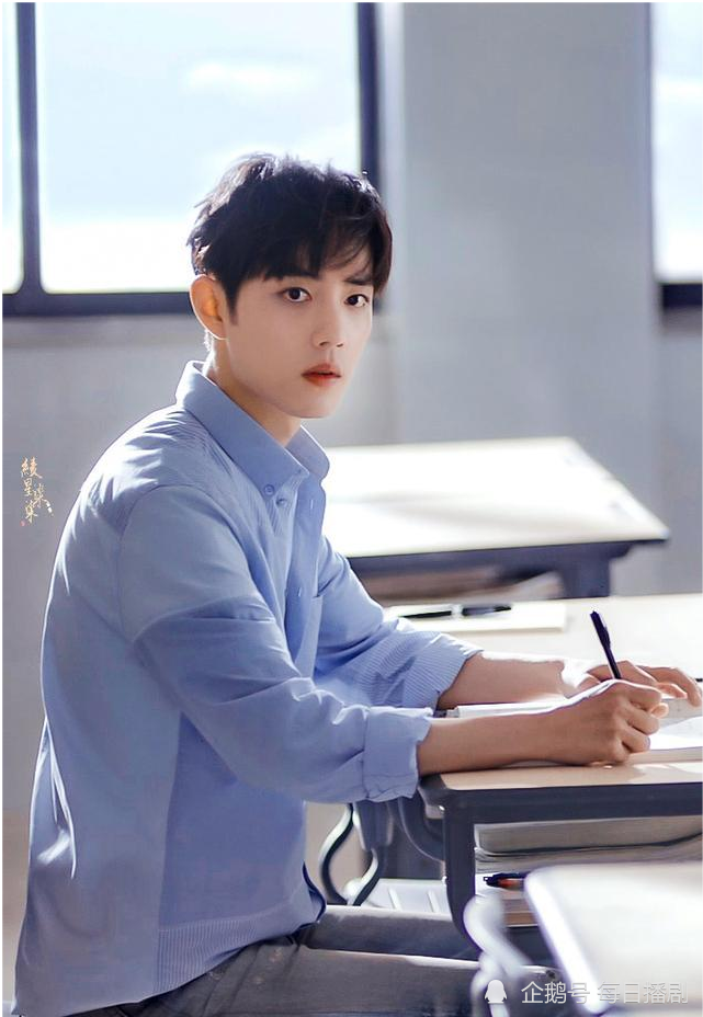 roseonly诺誓|官宣：肖战直播，陪粉丝过七夕